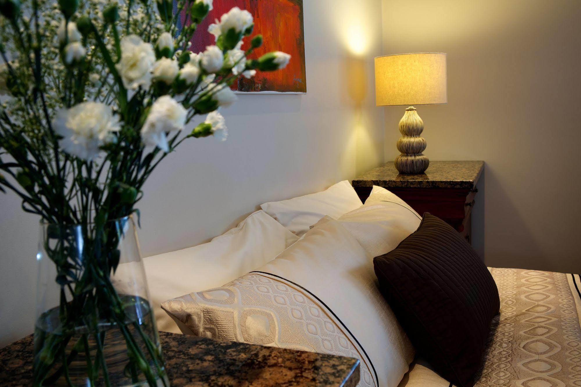 No. 82 B&B Stratford-upon-Avon Eksteriør bilde